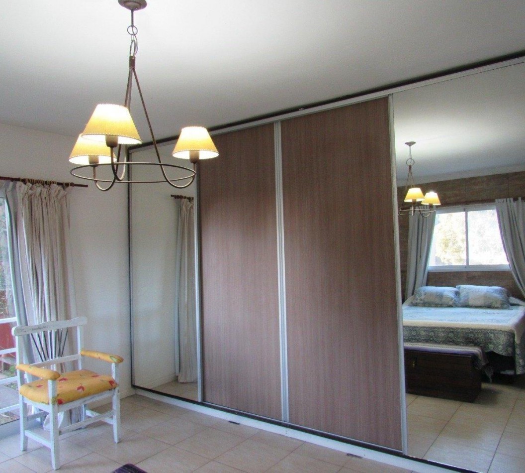 Casa Costa Esmeralda con Gas Natural permuta por Depto.2 Amb. en Caba