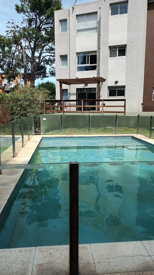 DEPARTAMENTO EN VENTA EN PINAMAR DOS AMBIENTS CON COCHERA