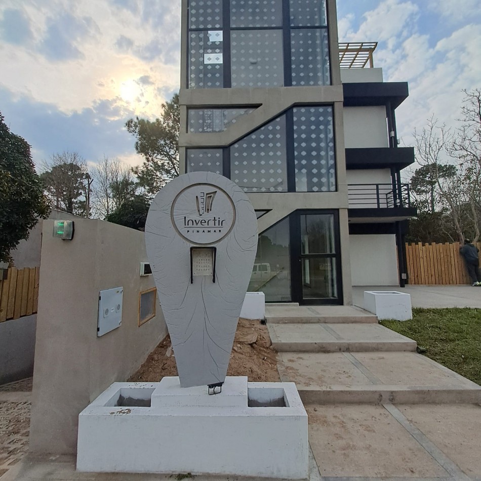  OPORTUNIDAD111VENTA MONOAMBIENTE  CON PATIO PROPIO Y  COCHERA   EN VALERIA DEL MAR