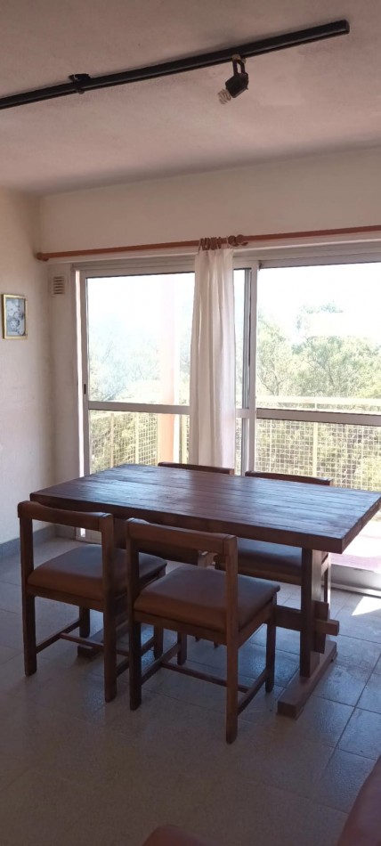 VENTA 2 AMB PINAMAR CENTRO 