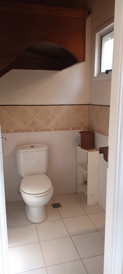 TRIPLEX EN VENTA EN PINAMAR NORTE 3 HABITACIONES 1 TOILLETE 2 BAÑOS COCHERA 