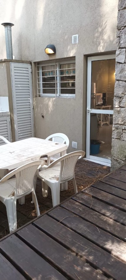 TRIPLEX EN VENTA EN PINAMAR NORTE 3 HABITACIONES 1 TOILLETE 2 BAÑOS COCHERA 