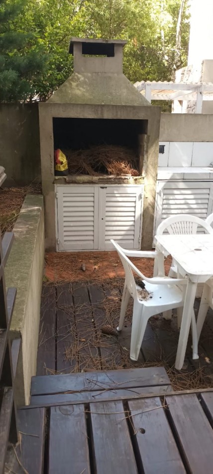 TRIPLEX EN VENTA EN PINAMAR NORTE 3 HABITACIONES 1 TOILLETE 2 BAÑOS COCHERA 