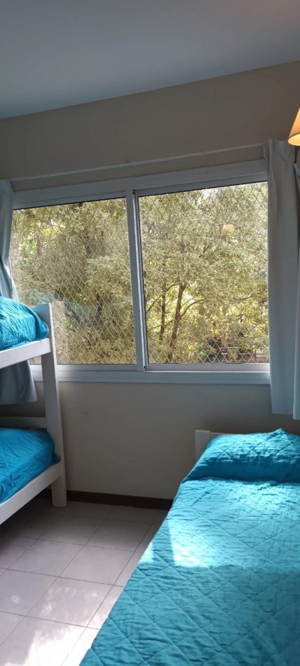 TRIPLEX EN VENTA EN PINAMAR NORTE 3 HABITACIONES 1 TOILLETE 2 BAÑOS COCHERA 