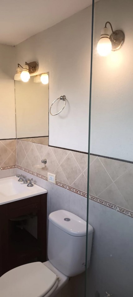 TRIPLEX EN VENTA EN PINAMAR NORTE 3 HABITACIONES 1 TOILLETE 2 BAÑOS COCHERA 