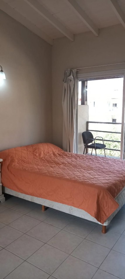 TRIPLEX EN VENTA EN PINAMAR NORTE 3 HABITACIONES 1 TOILLETE 2 BAÑOS COCHERA 