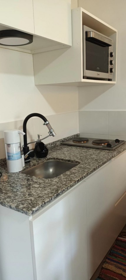MONOAMBIENTE EN VENTA  VALERIA DEL MAR  CON COCHERA CUBIERTA, BAULERA,TERRAZA Y PARRILLA PROPIA, ASCENSOR.SE ACEPTAN CUOTAS