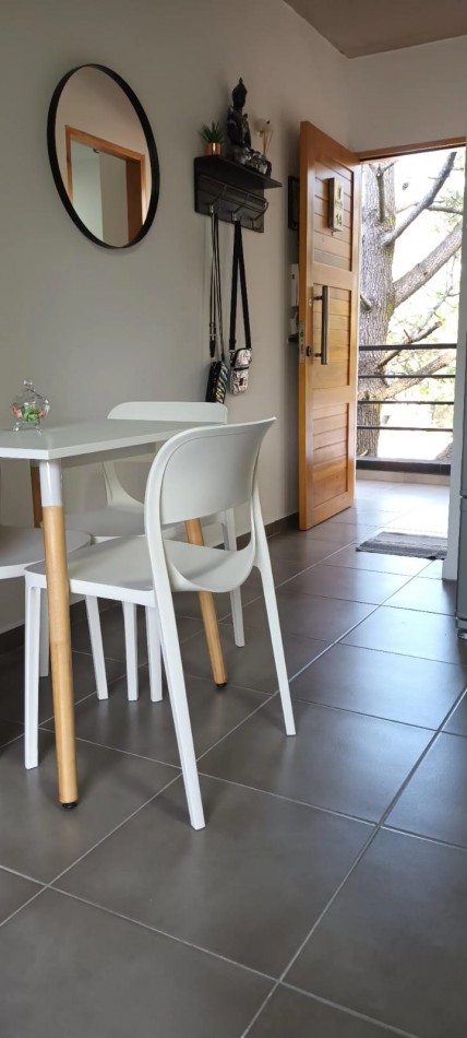 MONOAMBIENTE EN VENTA  VALERIA DEL MAR  CON COCHERA CUBIERTA, BAULERA,TERRAZA Y PARRILLA PROPIA, ASCENSOR.SE ACEPTAN CUOTAS