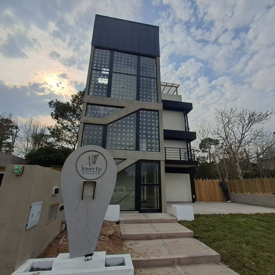 MONOAMBIENTE FINANCIADO  USD30000 Y CUOTAS TERRAZA PROPIA, PARRILA Y COCHERA CUBIERTA A ESTRENAR EN VELERIA DEL MAR