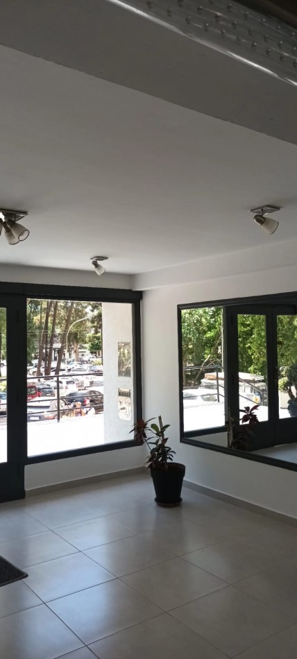 DEPARTAMENTO EN VENTA PINAMAR  CENTRO 2 AMBIENTES .ESCUCHAMOS OFERTAS