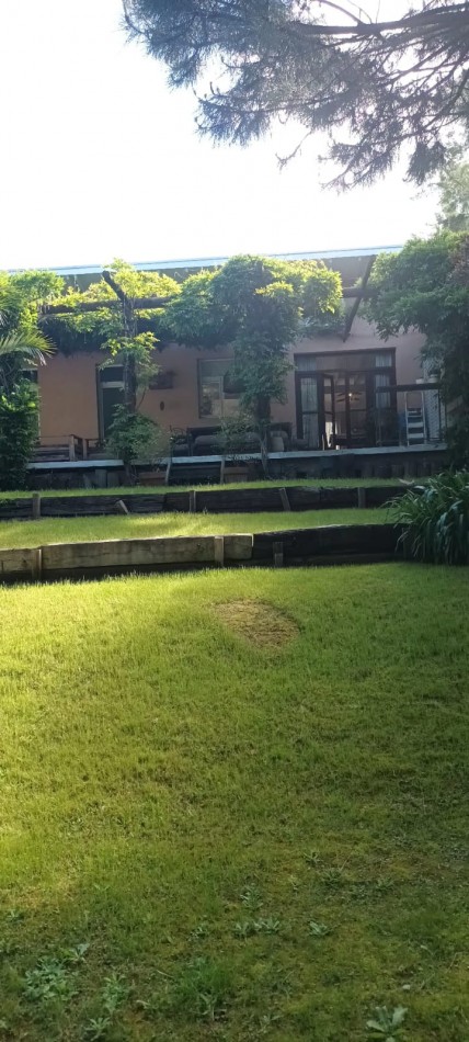   CASA EN   ALQUILER TEMPORARIO EN PINAMAR 2HABITACIONES.PILETA.