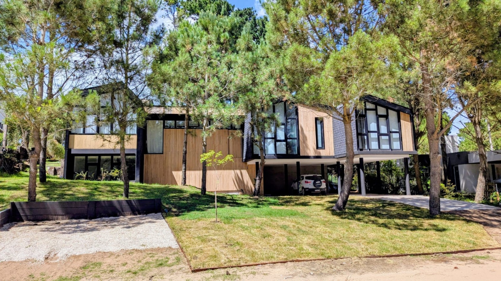 CASA EN ALQUILER TEMPORARIO EN LA HERRADURA
