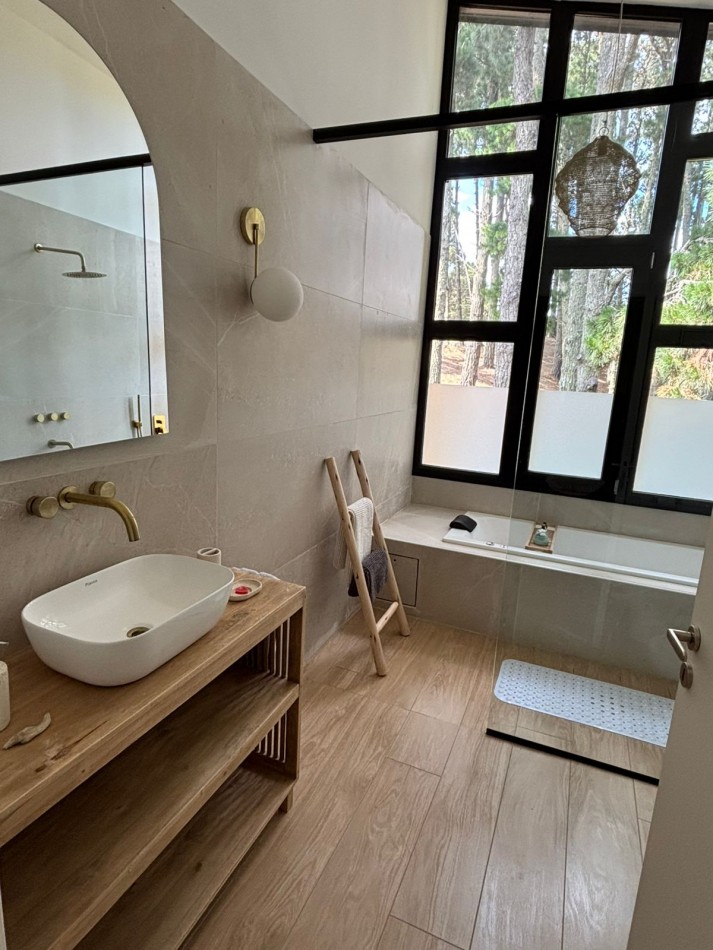 CASA EN ALQUILER TEMPORARIO EN LA HERRADURA