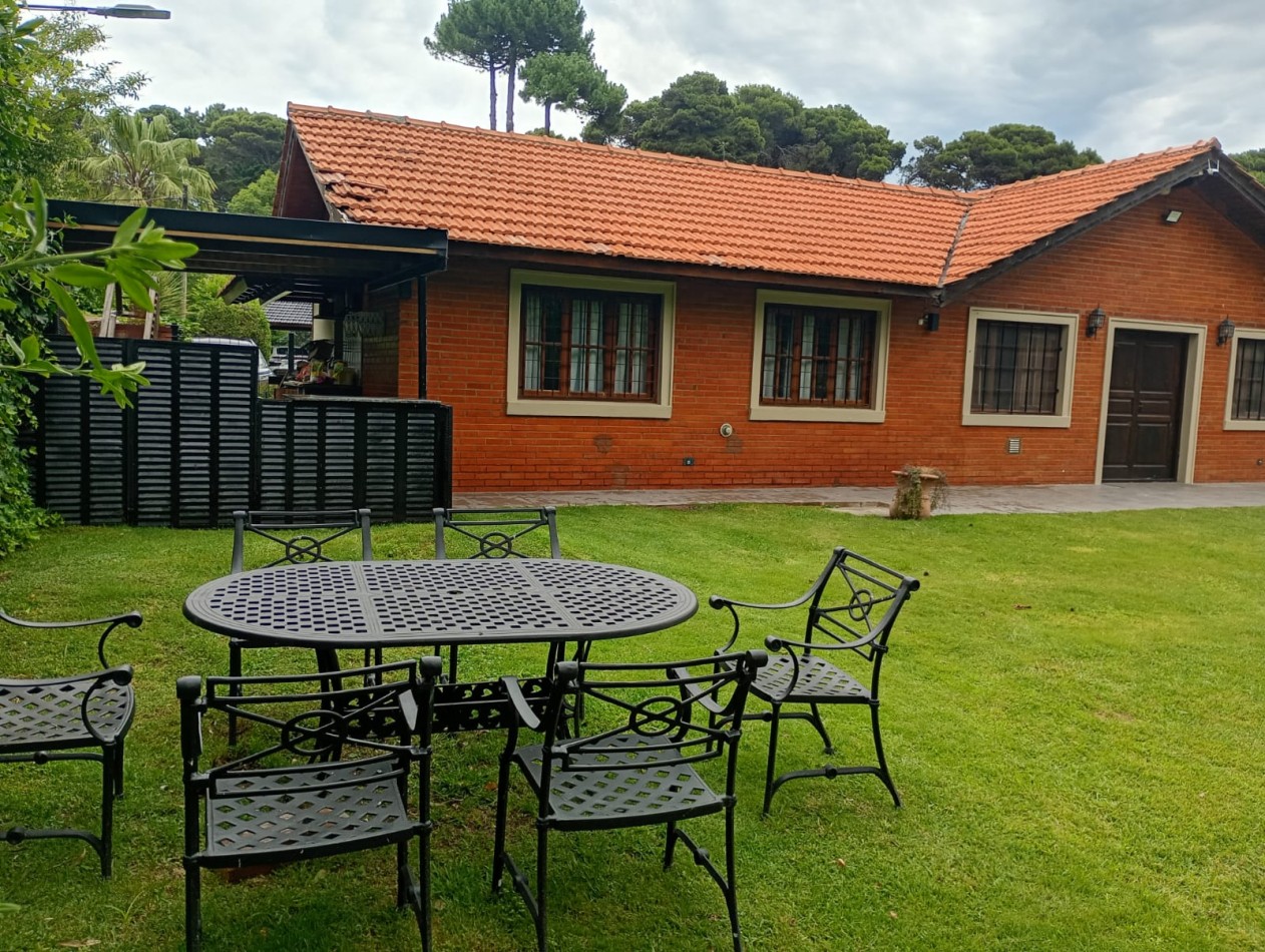 CASA EN ALQUILER TEMPORARIO PILETA EN PINAMAR 5 PERSONAS