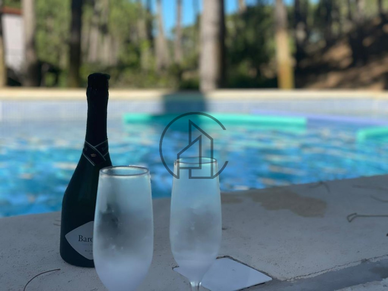 CASA EN VENTA  EN ALAMOS  II PINAMAR TOMAMOS TERRENO EN BOSQUES