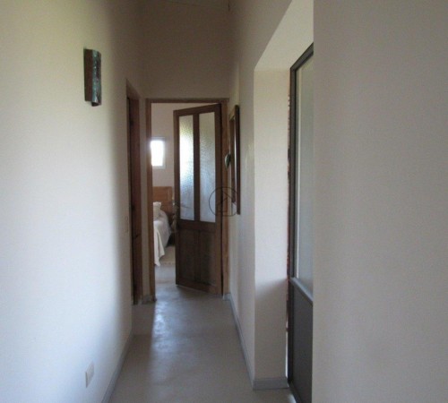   CASA EN VENTA  EN PINAMAR 2HABITACIONES.PILETA.GAS NATURAL