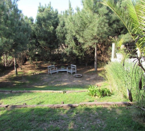   CASA EN VENTA  EN PINAMAR 2HABITACIONES.PILETA.GAS NATURAL