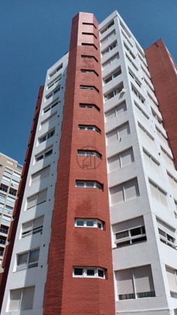 DEPARTAMENTO EN VENTA EN PINAMAR CENTRO .IMPECABLE [ FINANCIACION ] EVALUAMOS TU PROPUESTA 2 AMBIENTES AMPLIOS