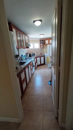 DEPARTAMENTO EN VENTA EN PINAMAR CENTRO .IMPECABLE [ FINANCIACION ] EVALUAMOS TU PROPUESTA 2 AMBIENTES AMPLIOS