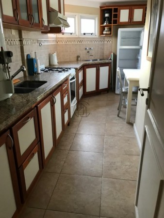 DEPARTAMENTO EN VENTA EN PINAMAR CENTRO .IMPECABLE [ FINANCIACION ] EVALUAMOS TU PROPUESTA 2 AMBIENTES AMPLIOS