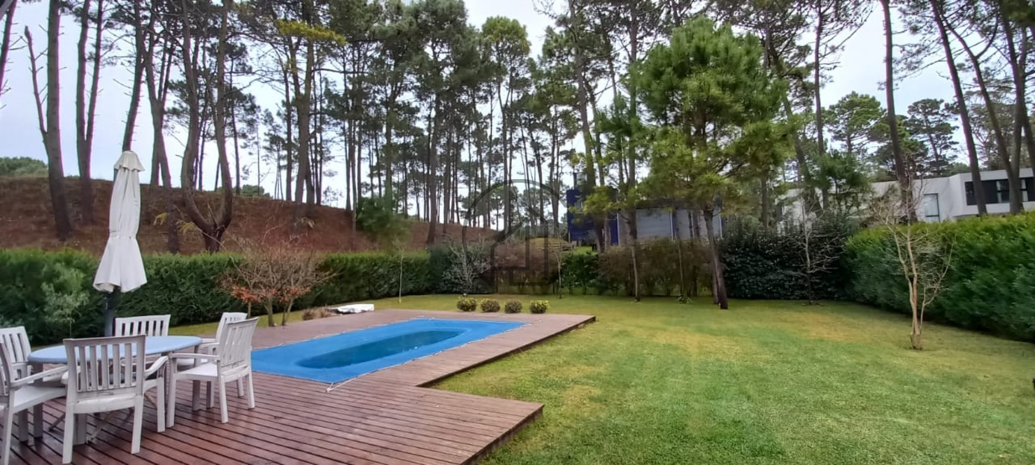 CASA EN VENTA EN BARRIO ALAMOS II- TOMAMOS EN FORMA DE PAGO  DEPARTAMENTO EN CABA o PINAMAR