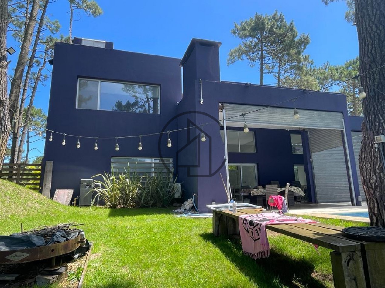CASA EN VENTA  EN ALAMOS  II PINAMAR TOMAMOS TERRENO EN BOSQUES
