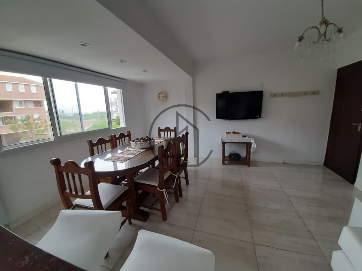 DEPARTAMENTO EN ALQUILER TEMPORARIO 3 AMB, A 70 MTS DE LA PLAYA.COCHERA CUBIERTA.PINAMAR-