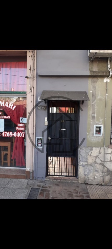 PH DE 4 DORM. EN VENTA  V. BALLESTER [SE ACEPTA PERMUTA POR DEPTO EN  ZONA NORTE , CABA Y PINAMAR ]