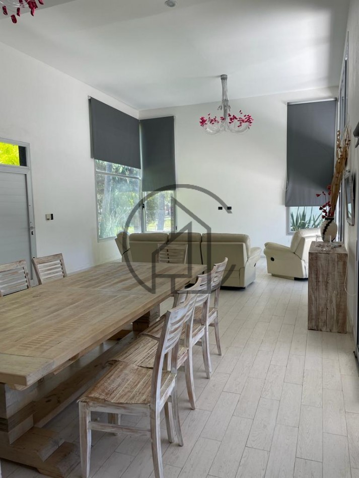 CASA EN VENTA  EN ALAMOS  II PINAMAR TOMAMOS TERRENO EN BOSQUES