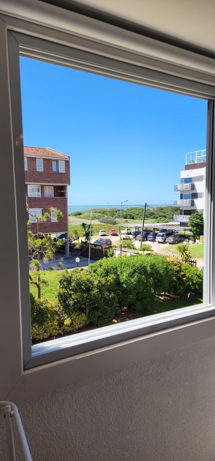 DEPARTAMENTO EN ALQUILER TEMPORARIO EN PINAMAR  P/6 PERSONAS VISTA AL MAR CON CON COCHERA CUBIERTA