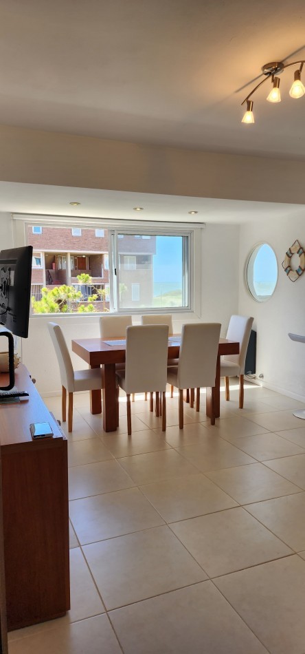 DEPARTAMENTO EN ALQUILER TEMPORARIO EN PINAMAR  P/6 PERSONAS VISTA AL MAR CON CON COCHERA CUBIERTA