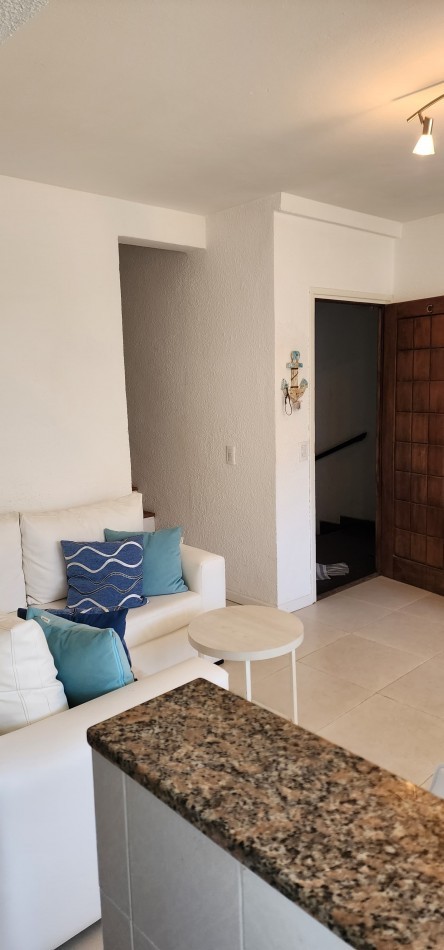 DEPARTAMENTO EN ALQUILER TEMPORARIO EN PINAMAR  P/6 PERSONAS VISTA AL MAR CON CON COCHERA CUBIERTA