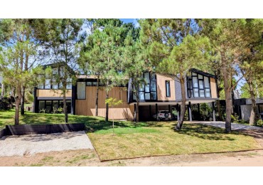 CASA EN ALQUILER TEMPORARIO EN LA HERRADURA